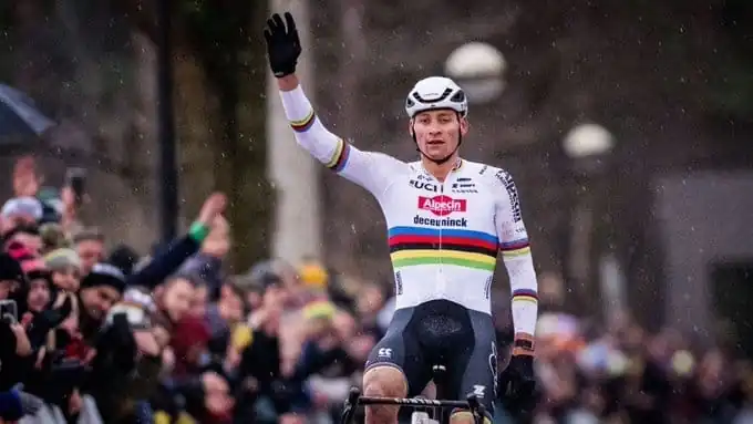 nxnoticias.com-van-der-poel-intratable-en-el-ciclocross