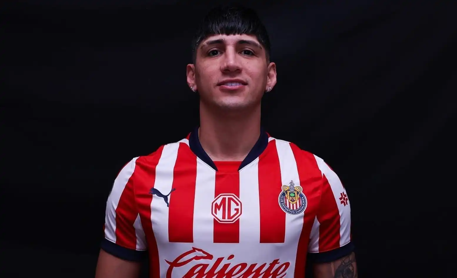 nxnoticias.com-alan-pulido-regresa-a-chivas-tras-cinco-anos-de-ausencia