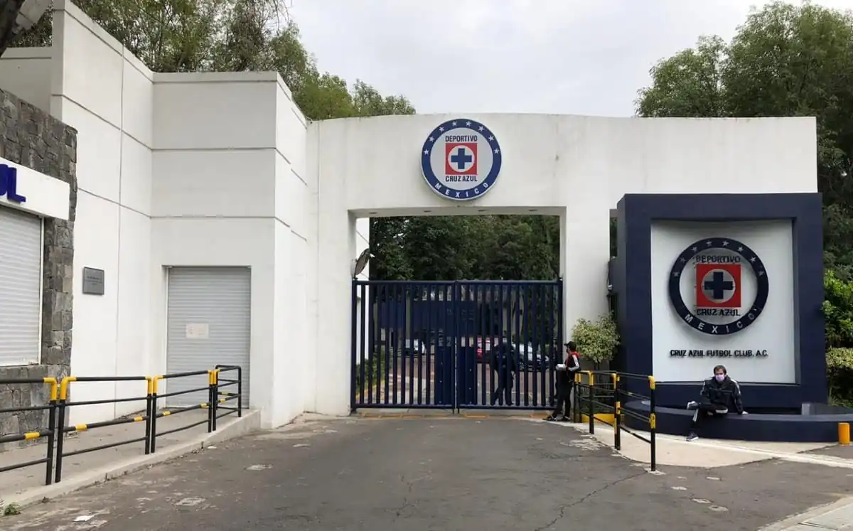 nxnoticias.com-cruz-azul-busca-dt-tras-la-salida-de-anselmi-quien-tomara-el-mando