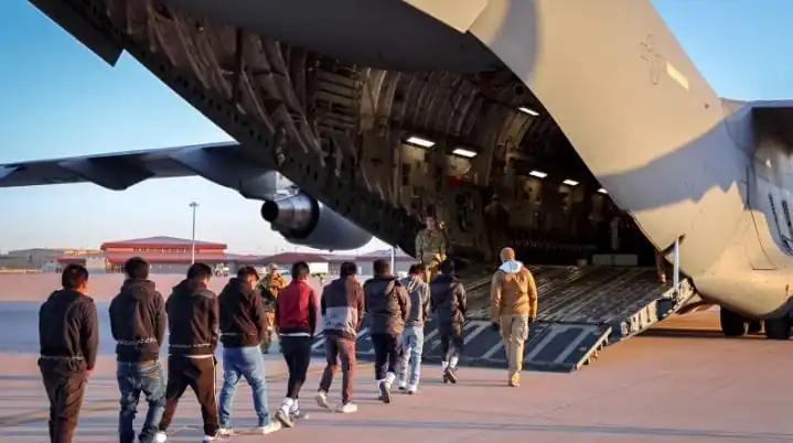 nxnoticias.com-gobierno-de-eu-compartio-imagenes-de-los-primeras-deportaciones