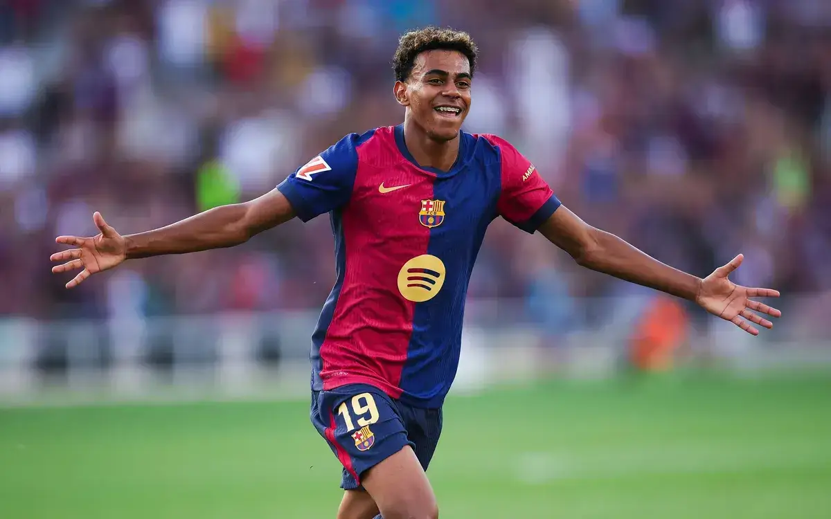 nxnoticias.com-lamine-yamal-esta-de-vuelta-preparativos-del-barcelona-para-la-supercopa-de-espana