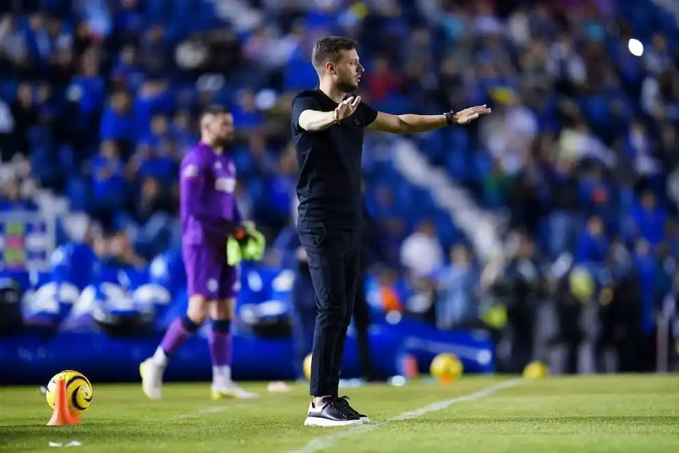 nxnoticias.com-martin-anselmi-dejaria-cruz-azul-para-dirigir-al-fc-porto