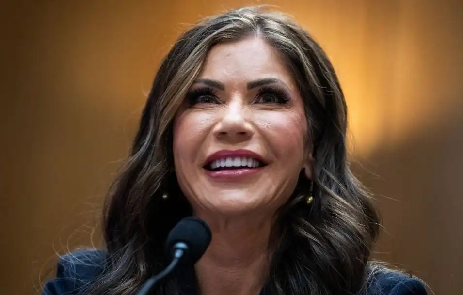 nxnoticias.com-senado-de-eu-confirmo-a-kristi-noem-como-secretaria-de-seguridad-nacional