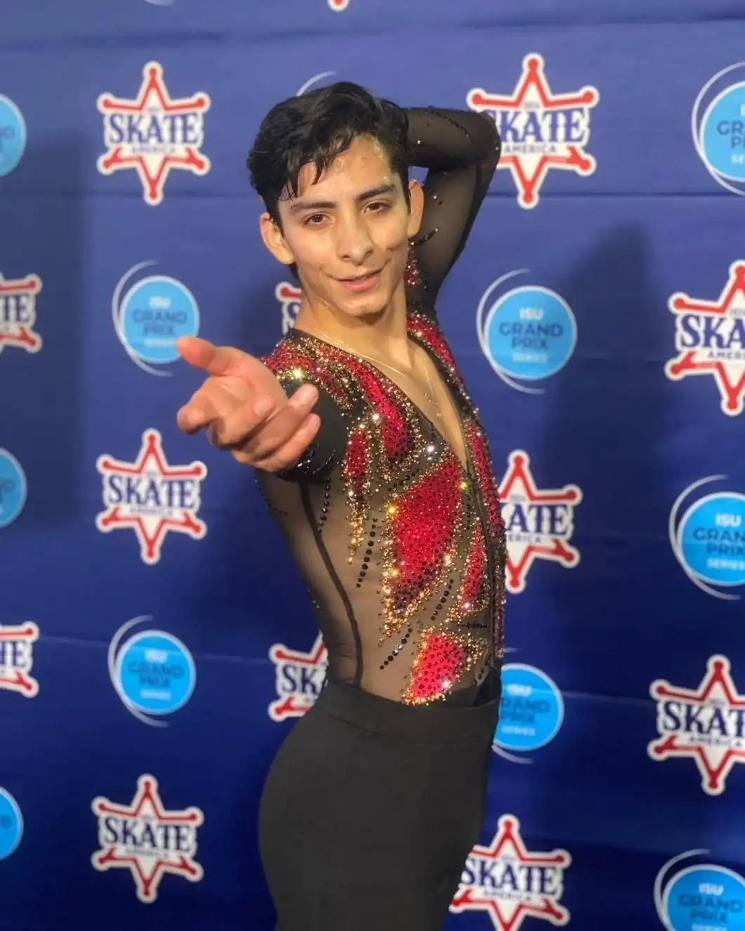 nxnoticias.com-donovan-carrillo-instalado-en-la-final-de-patinaje-artistico-de-seul-2025