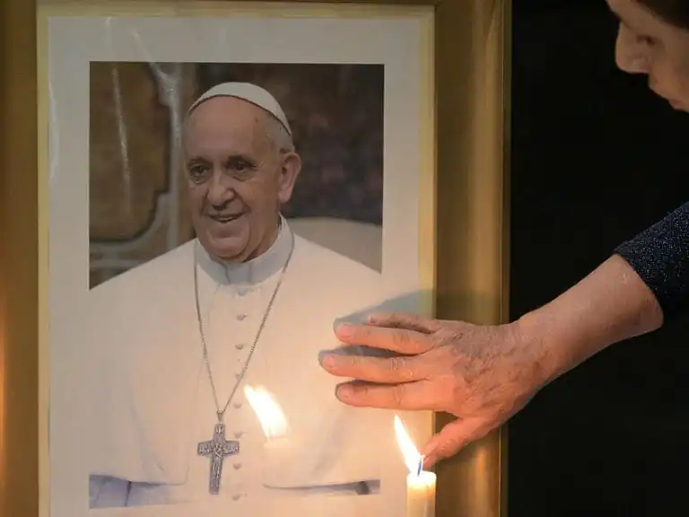 nxnoticias.com-papa-francisco-permanecera-otra-semana-hospitalizado