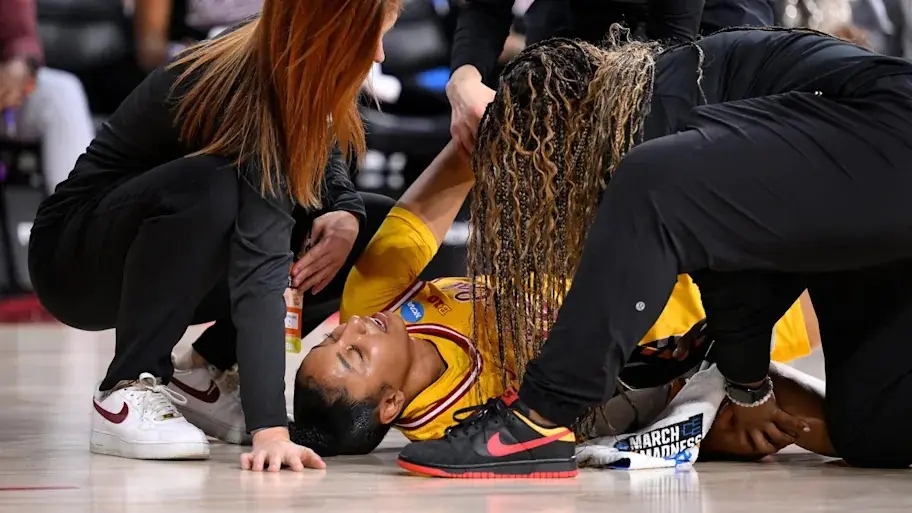nxnoticias.com-angel-reese-y-caitlin-clark-muestran-apoyo-a-juju-watkins-tras-lesion