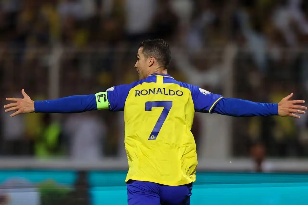 nxnoticias.com-cr7-lo-hace-de-nuevo-panenka-y-927-gritos-de-gol