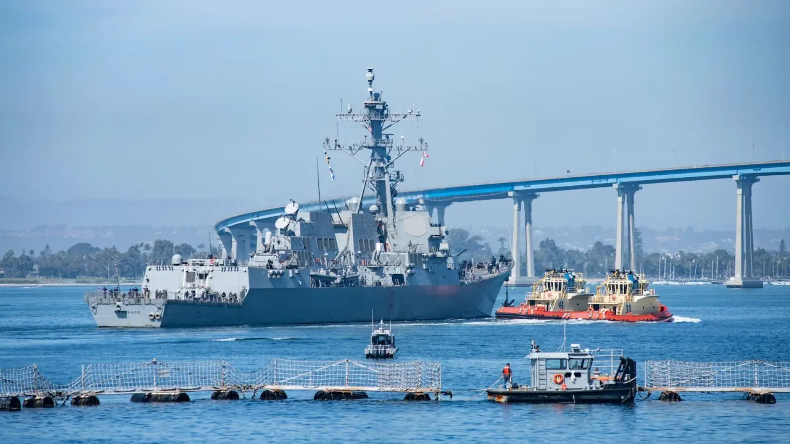 nxnoticias.com-eu-despliega-el-buque-destructor-uss-spruance-en-la-frontera-sur