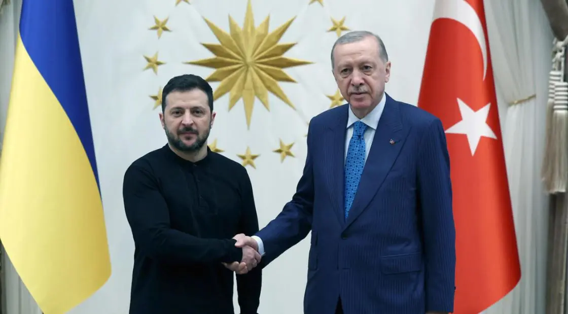 nxnoticias.com-zelensky-tilda-de-farsa-la-delegacion-rusa-para-negociar-alto-el-fuego