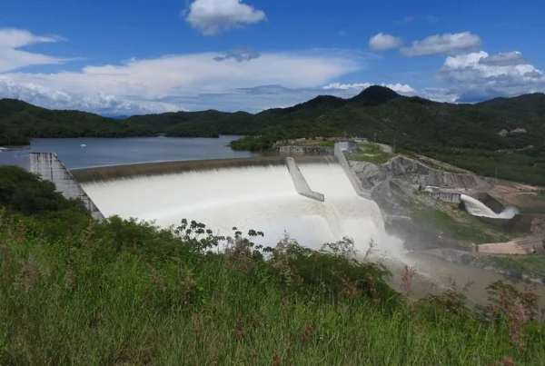 Presa Picachos, en Sinaloa, a su máxima capacidad.