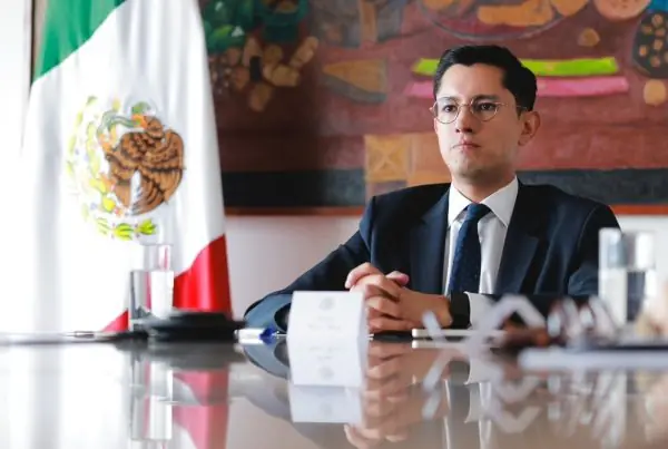 Titular de la SRE.