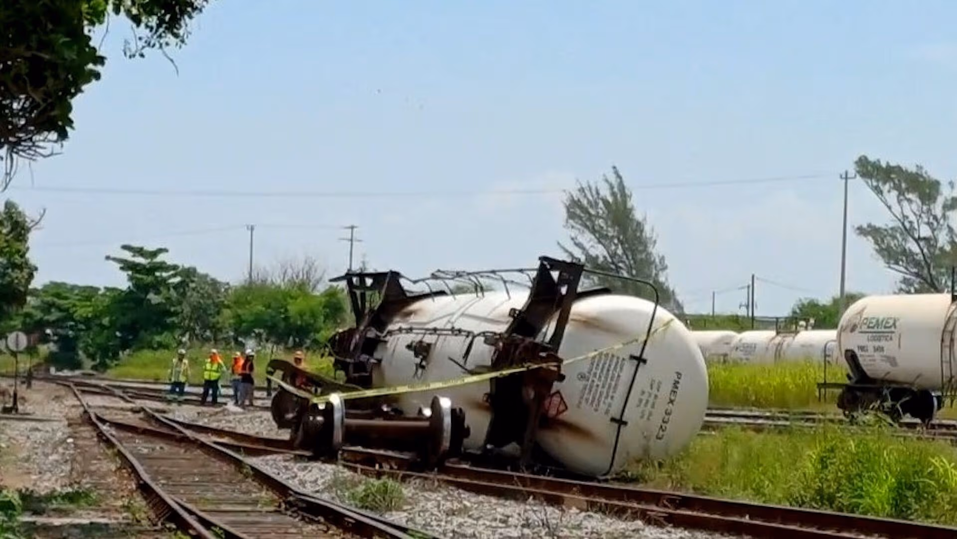 Profepa se pronuncia ante descarrilamiento de tren en Sonora.