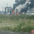 Ucrania ataca refinerías en Rusia.