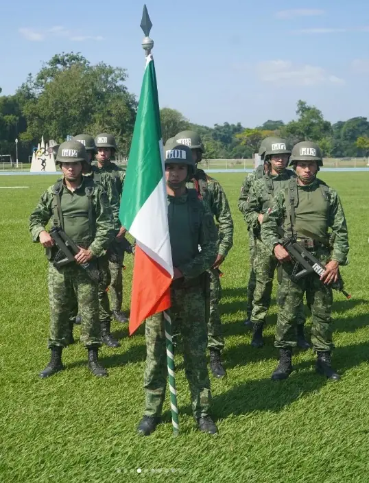 Cadetes mexicanos compiten en Brasil.