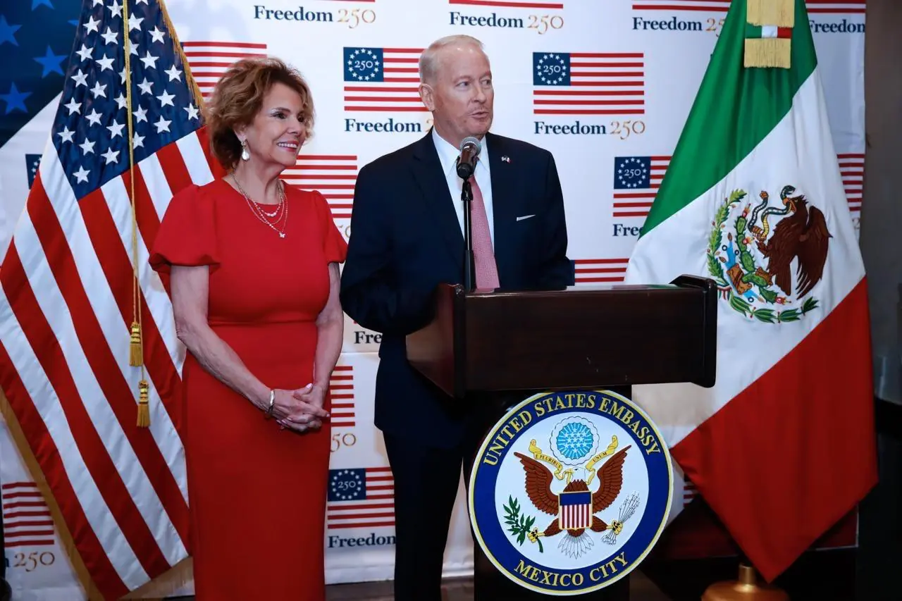 Embajador Johnson busca ampliar comercio agrícola con México.