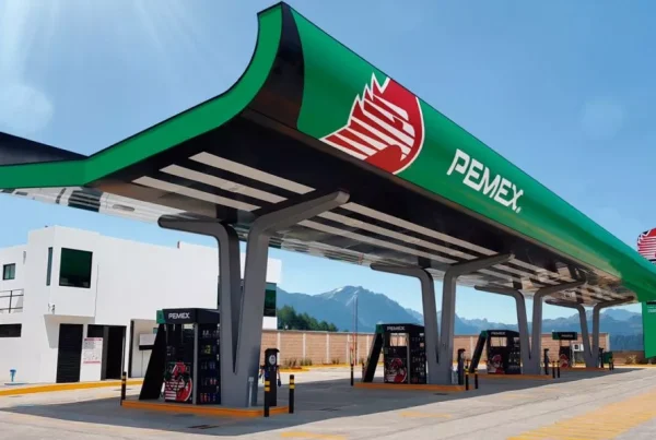 Pemex logra acuerdo con gasolineros.