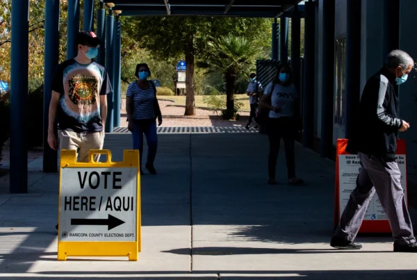 Revelan hackeo electoral en Arizona.
