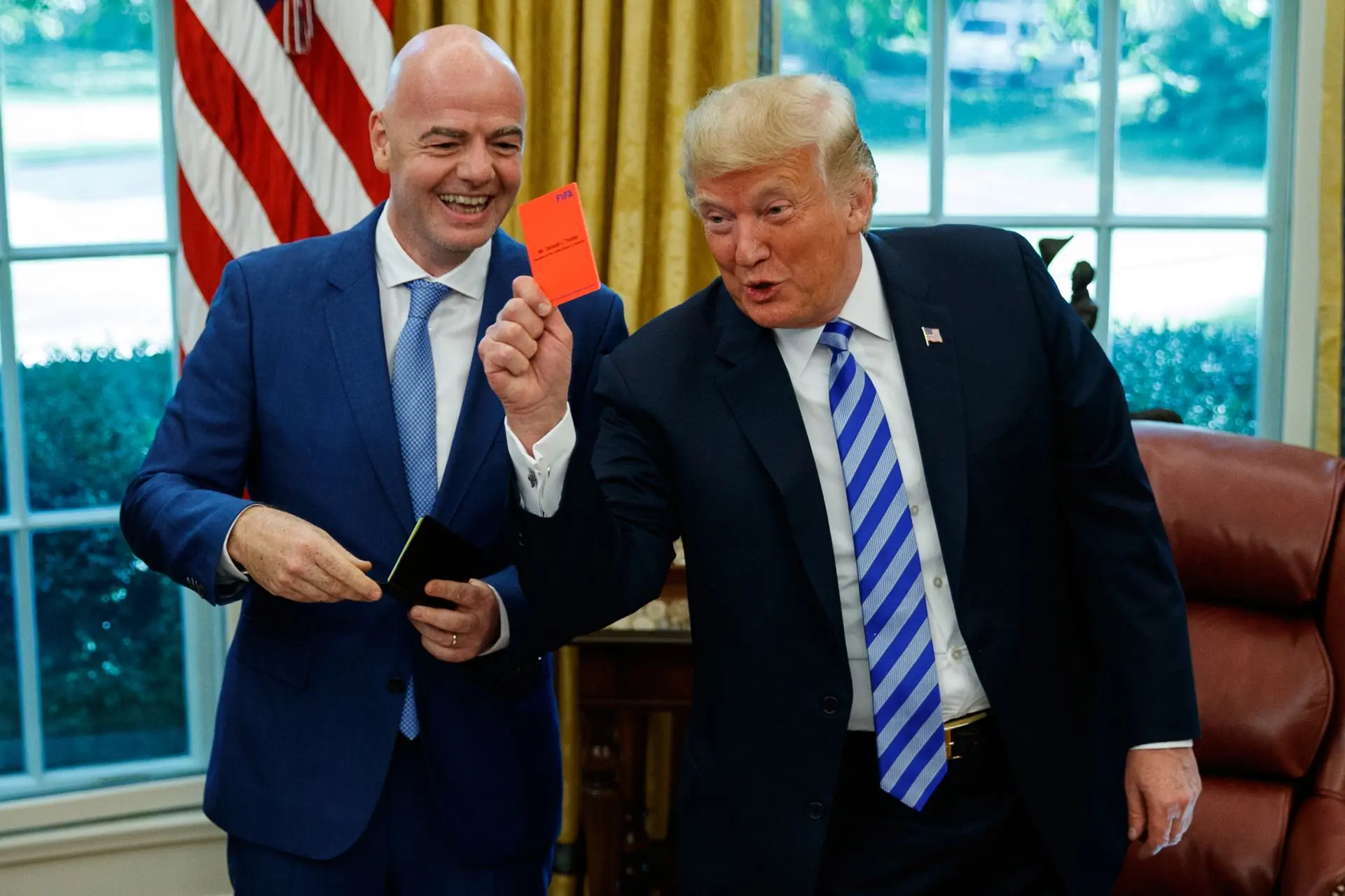 Trump pide a FIFA dejar al frente a Gianni Infantino.