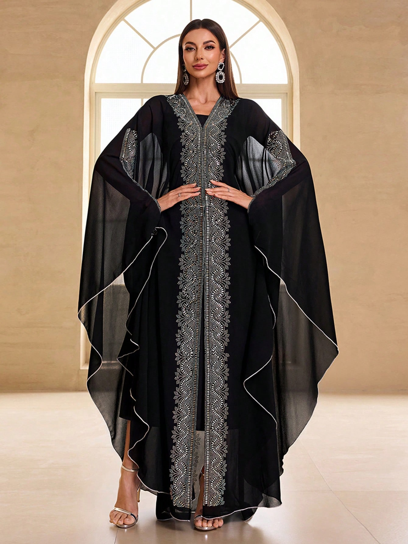 Middle East Chiffon Rhinestone Robe Muslim Shawl Hooded Cloak Batwing Sleeve Robe Blouse