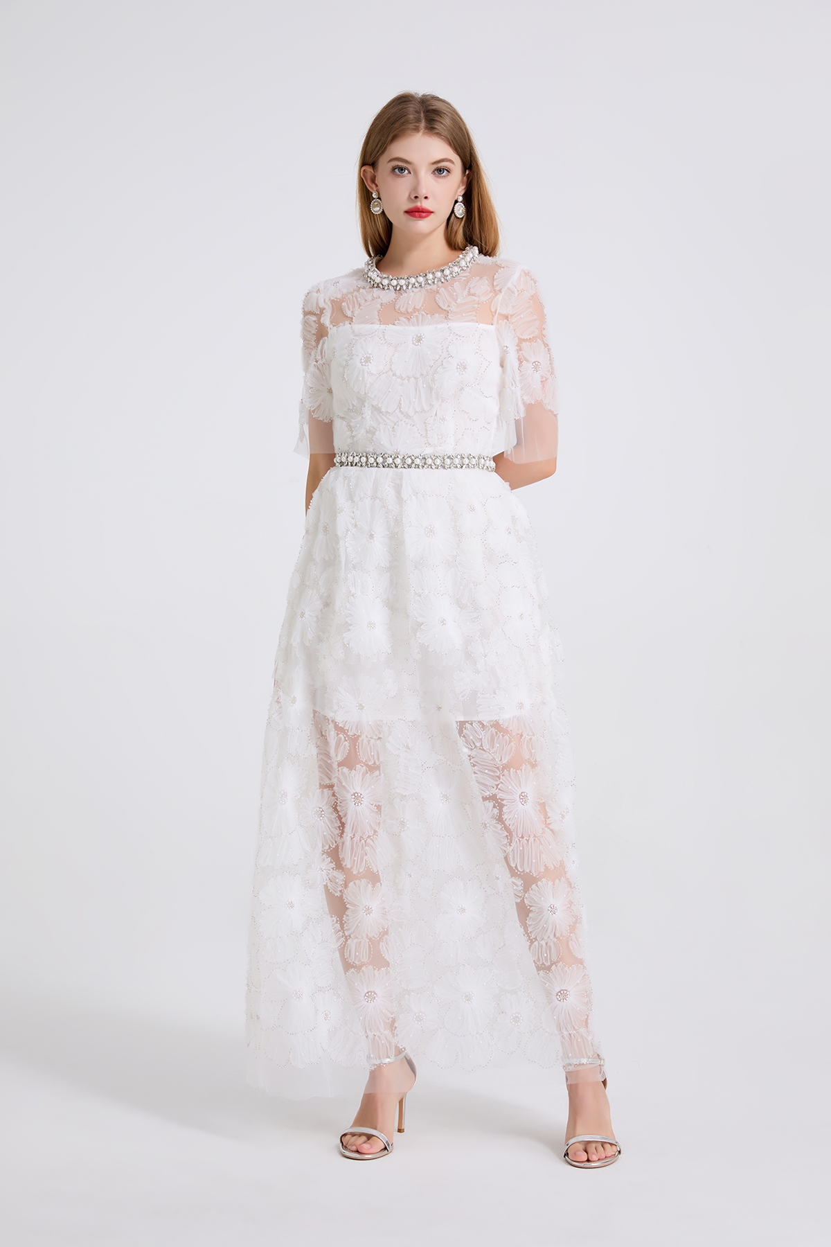 Pearl Stitched Evening Dress With High Waist And Long Silhouette - Image 4