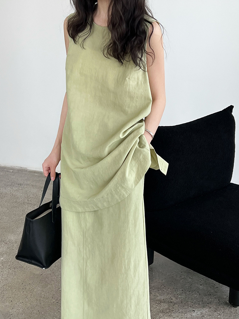 High Grade Cinched Sleeveless Top with High Waist Skirt Two Piece Sets - Image 6