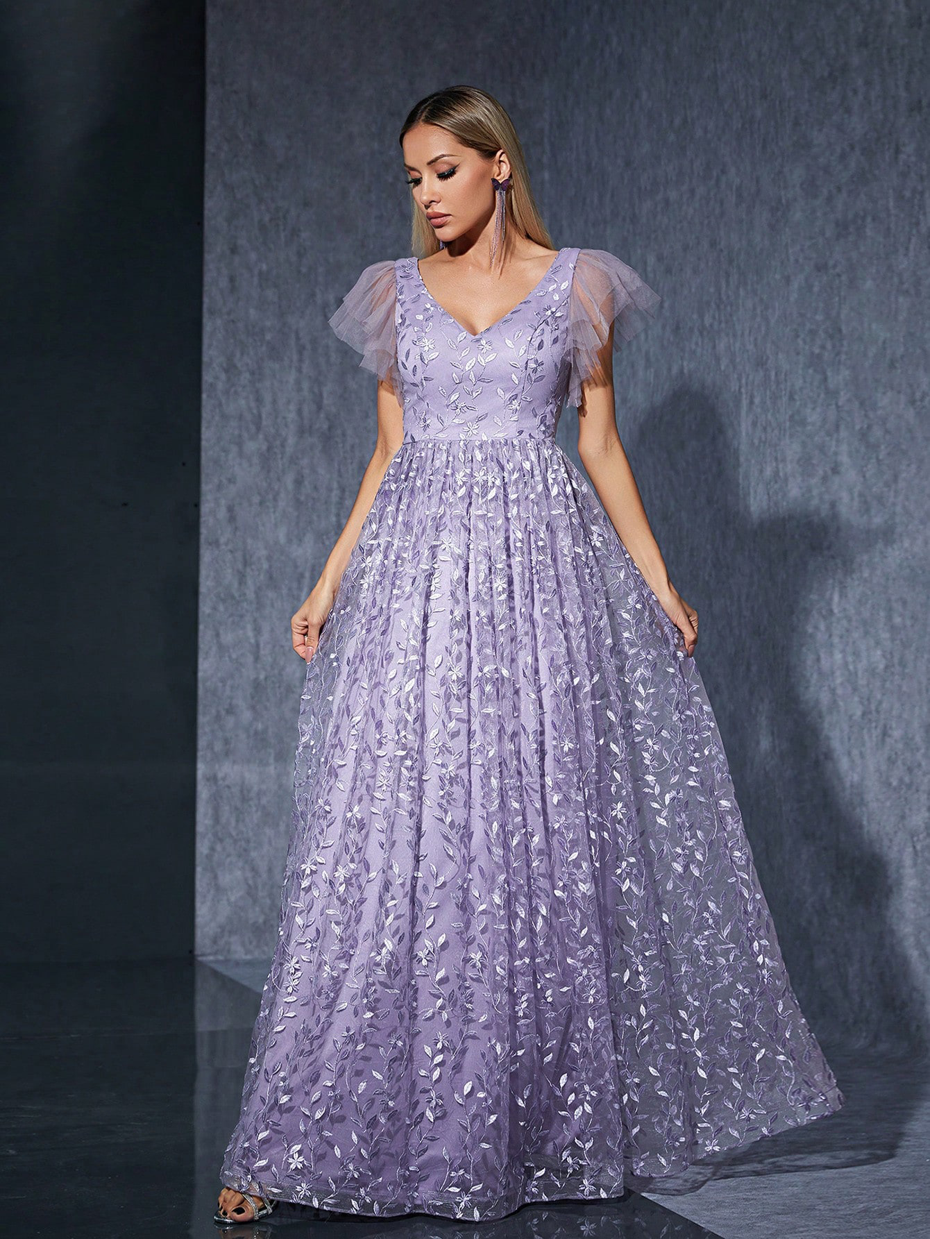 Embroidered Large Skirt Dress Photo Taking Ball Niche Evening Dress - Image 3