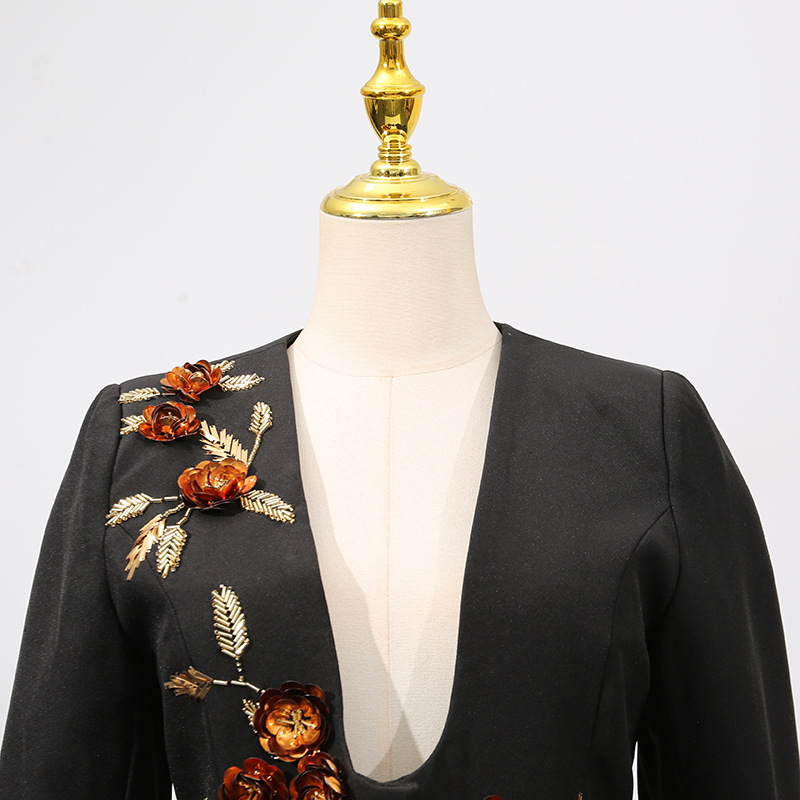 Elegant Heavy Floral Stitching Design Long Sleeve Blazer - Image 4