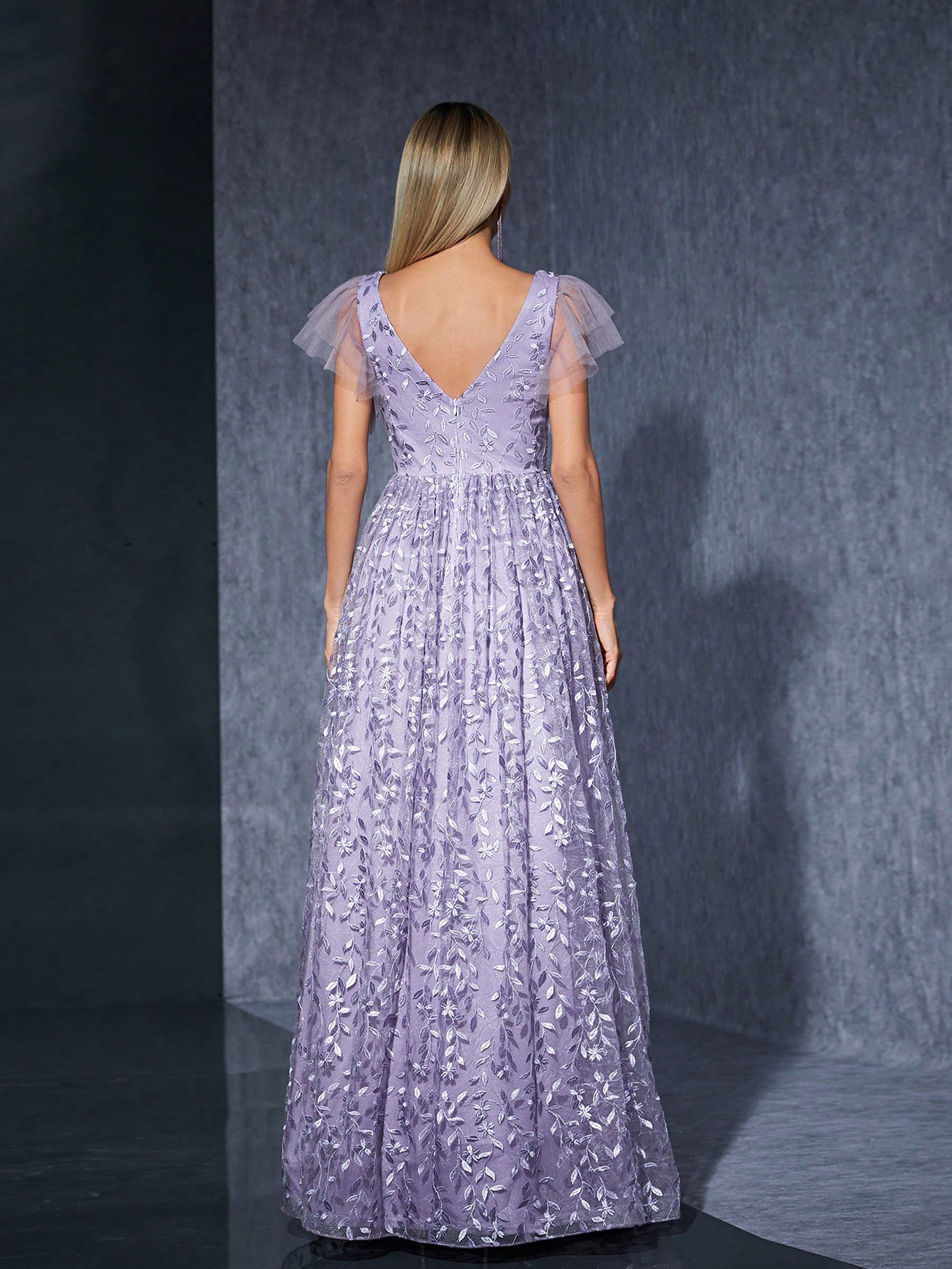 Embroidered Large Skirt Dress Photo Taking Ball Niche Evening Dress - Image 2