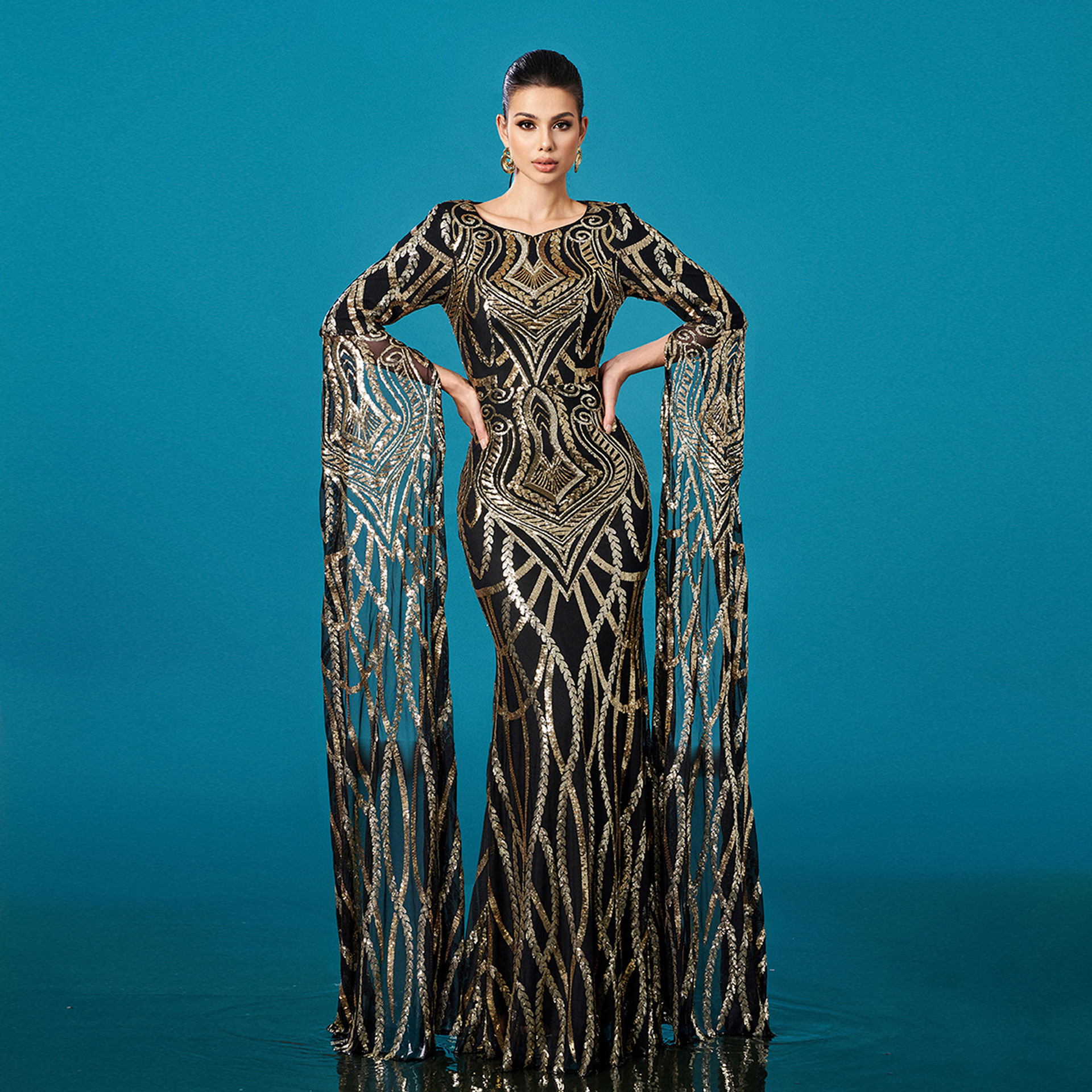 High End Long Sleeved Round Neck Slim Fit Sheath Sequined Cocktail Fishtail Evening Dress