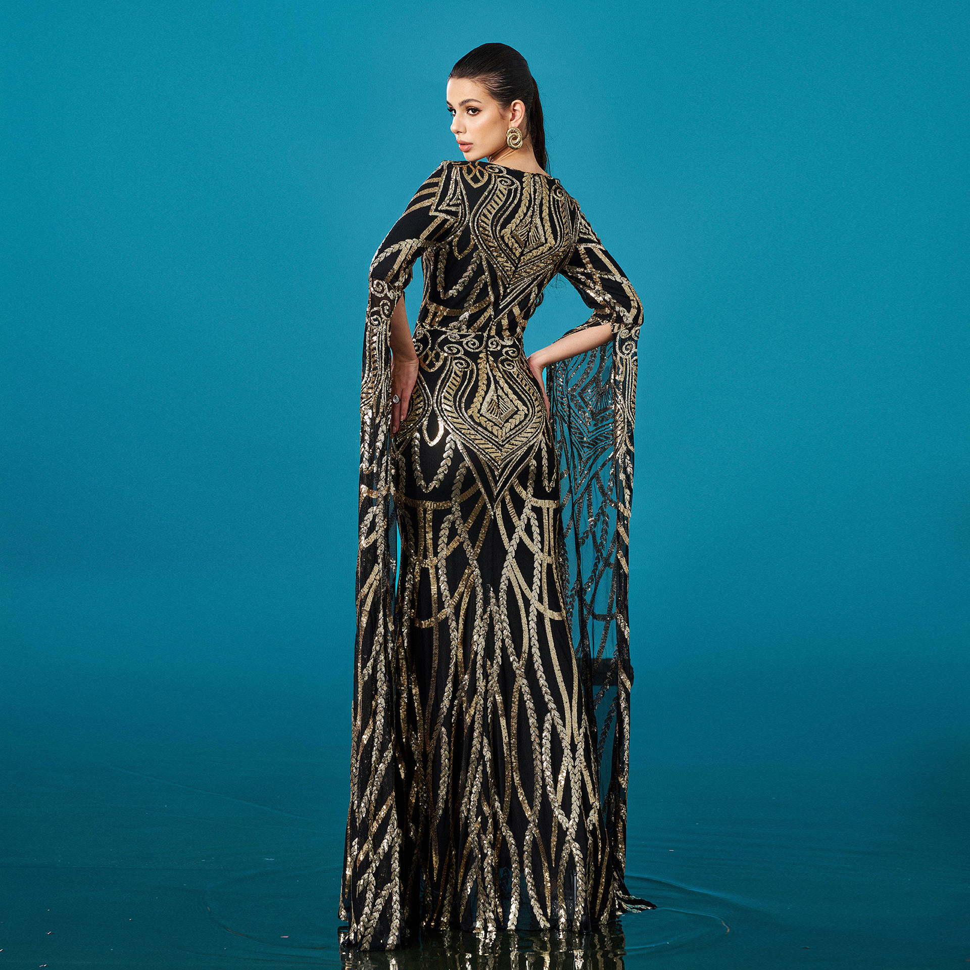High End Long Sleeved Round Neck Slim Fit Sheath Sequined Cocktail Fishtail Evening Dress - Image 2
