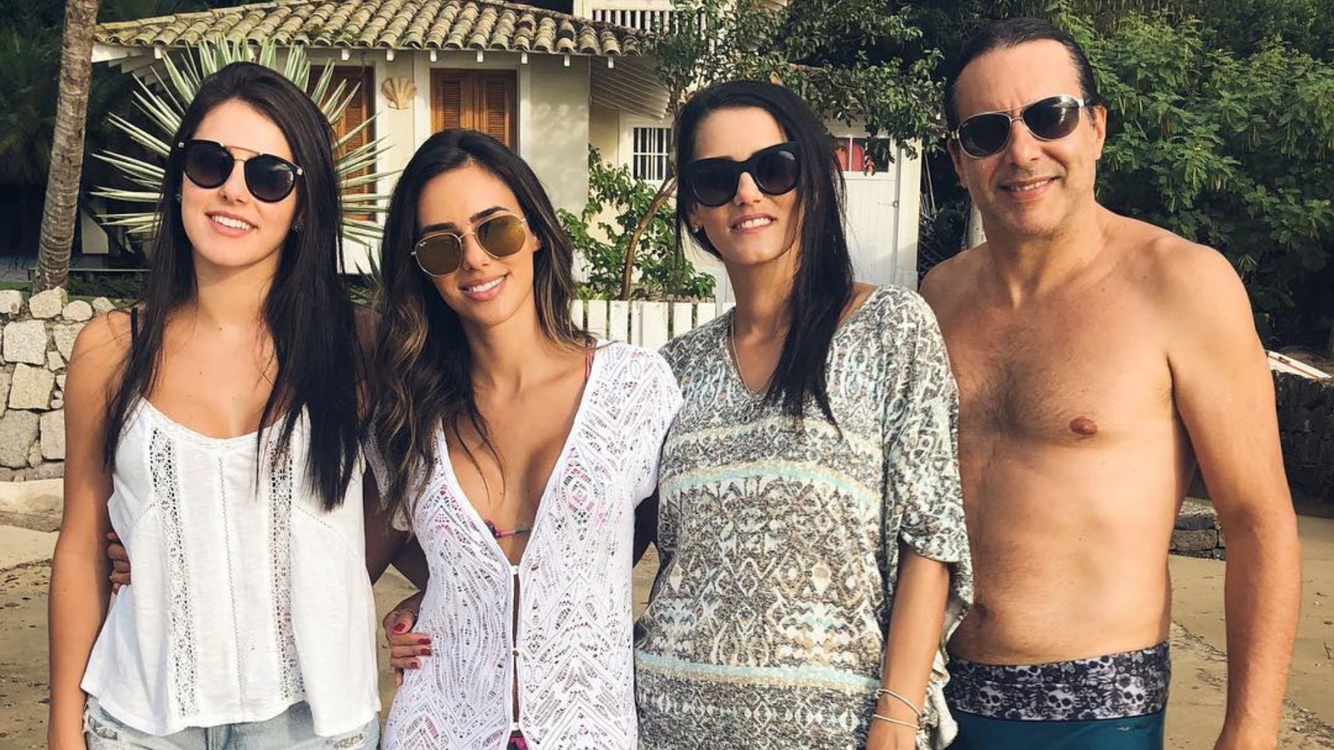 Bruna Biancardi, Bianca Biancardi, Telma e Edson, avós de filha de Neymar