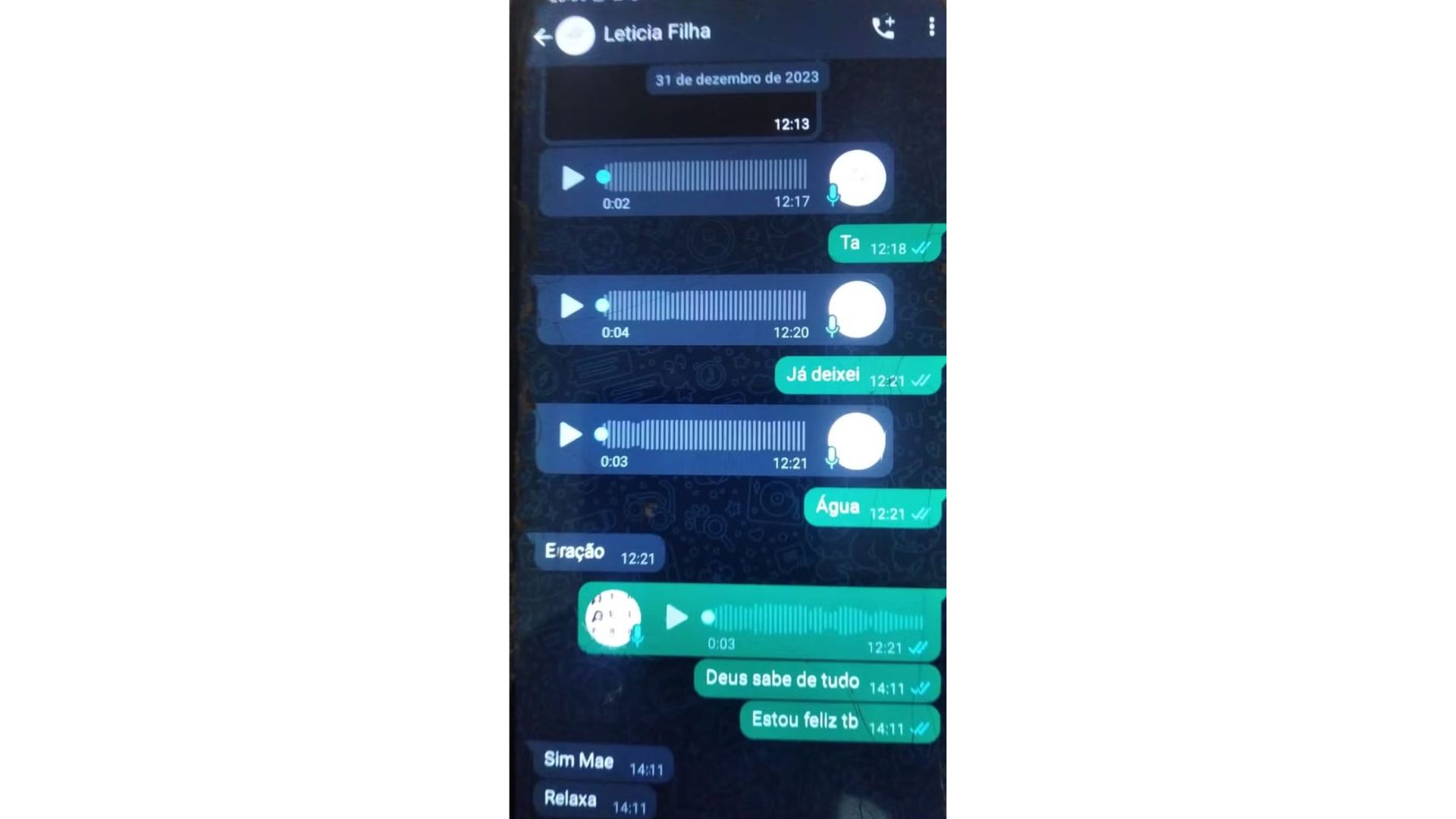 Conversa entre a mãe e a filha