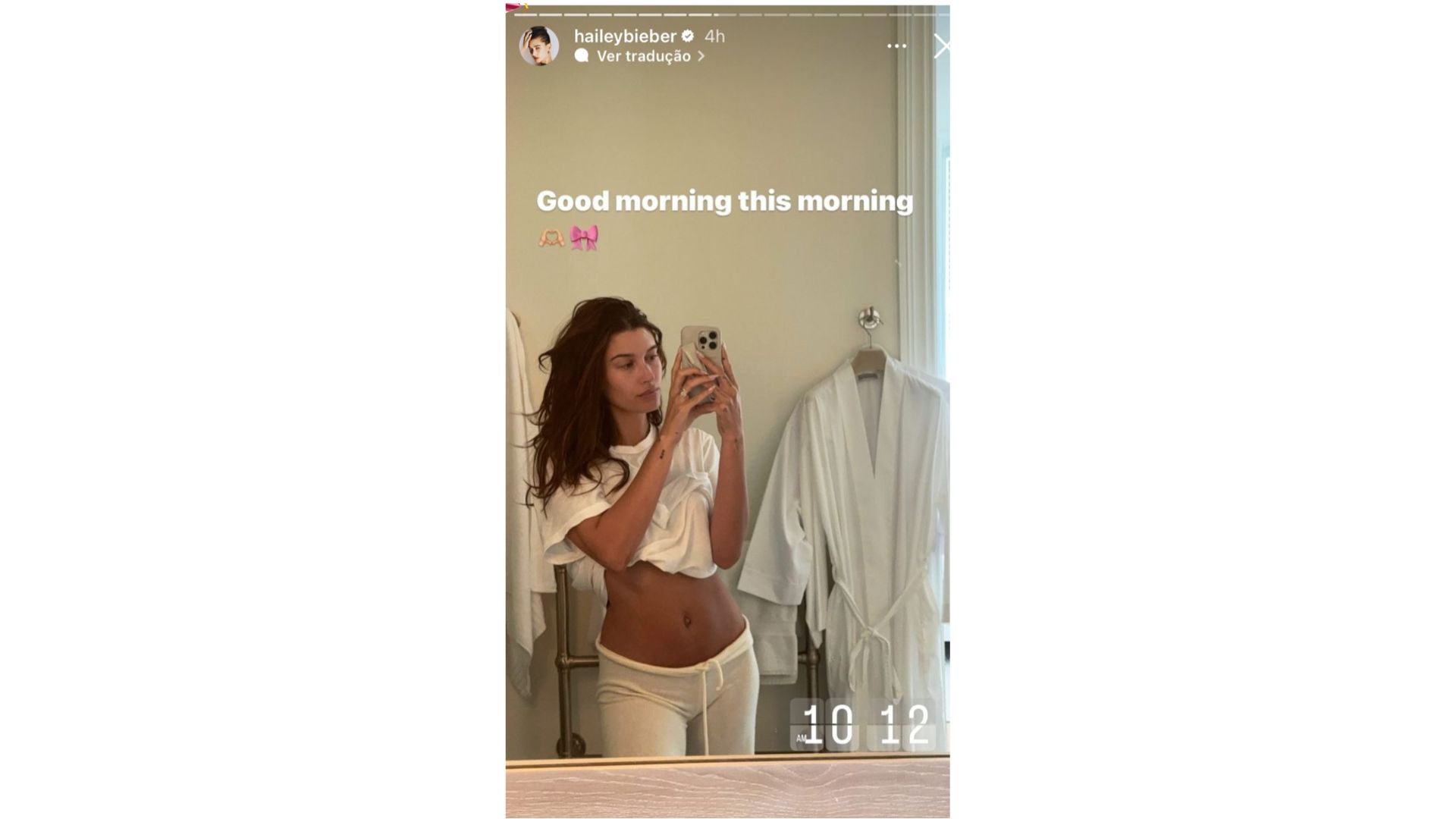 Hailey Bieber