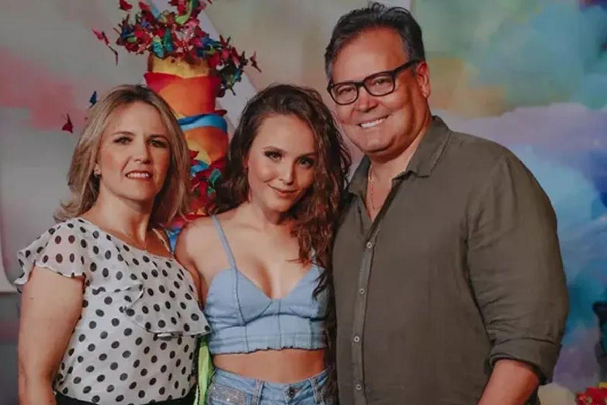 Larissa Manoela, mãe de Larissa Manoela, pai de Larissa Manoela, família de Larissa Manoela, Silvana Taques