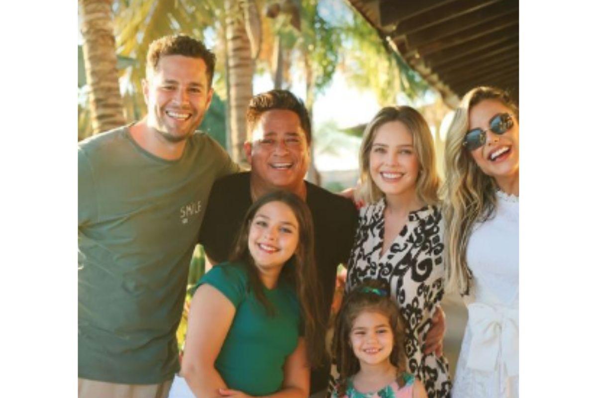 Pedro Leonardo ao lado da família