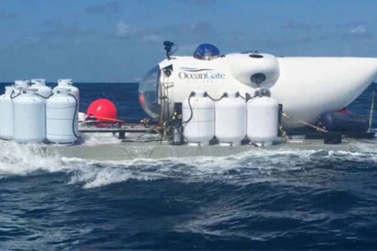 Submarino Titan que foi visitar os destroços do Titanic com cinco pessoas a bordo está desaparecido