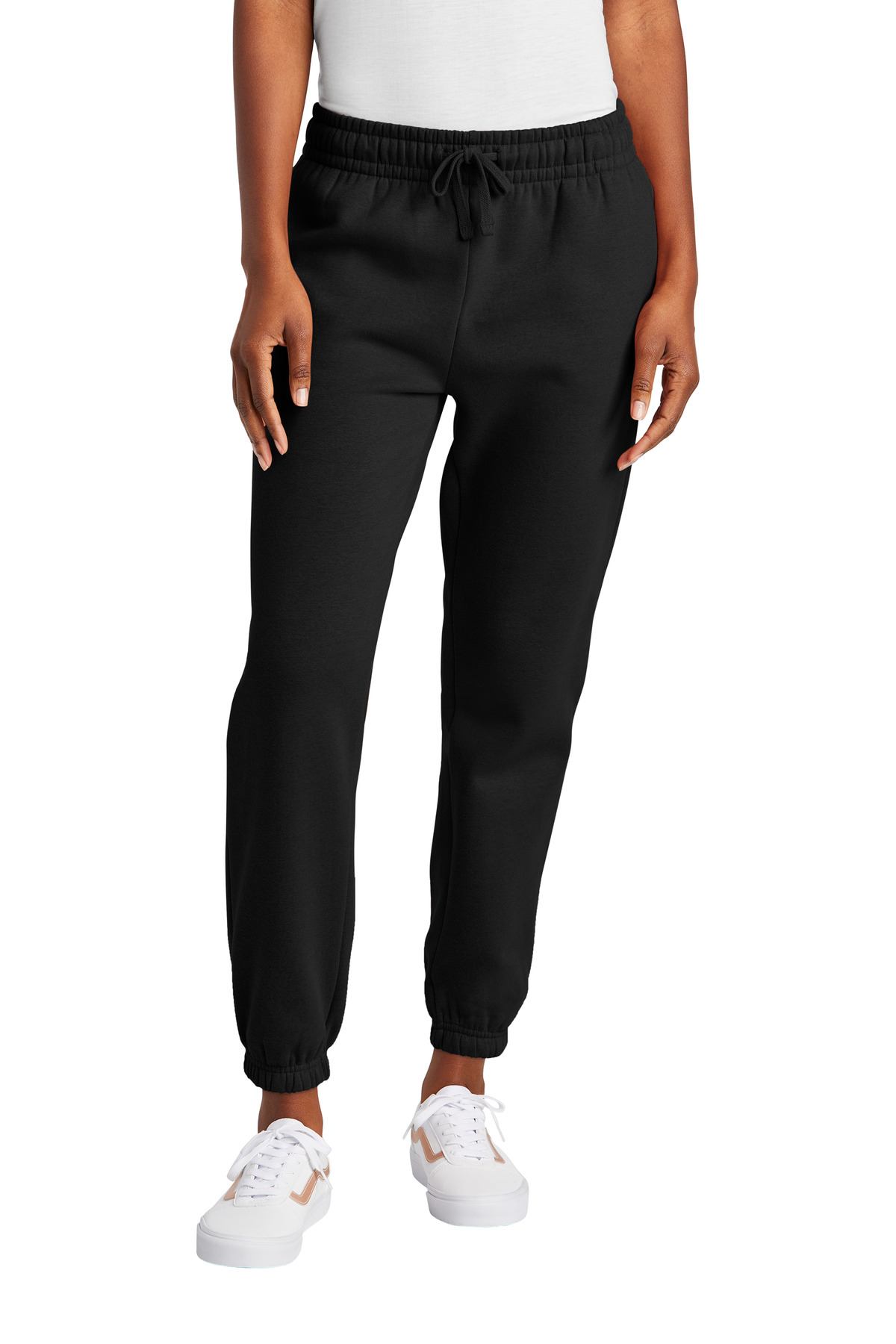 District DT6110 — Black