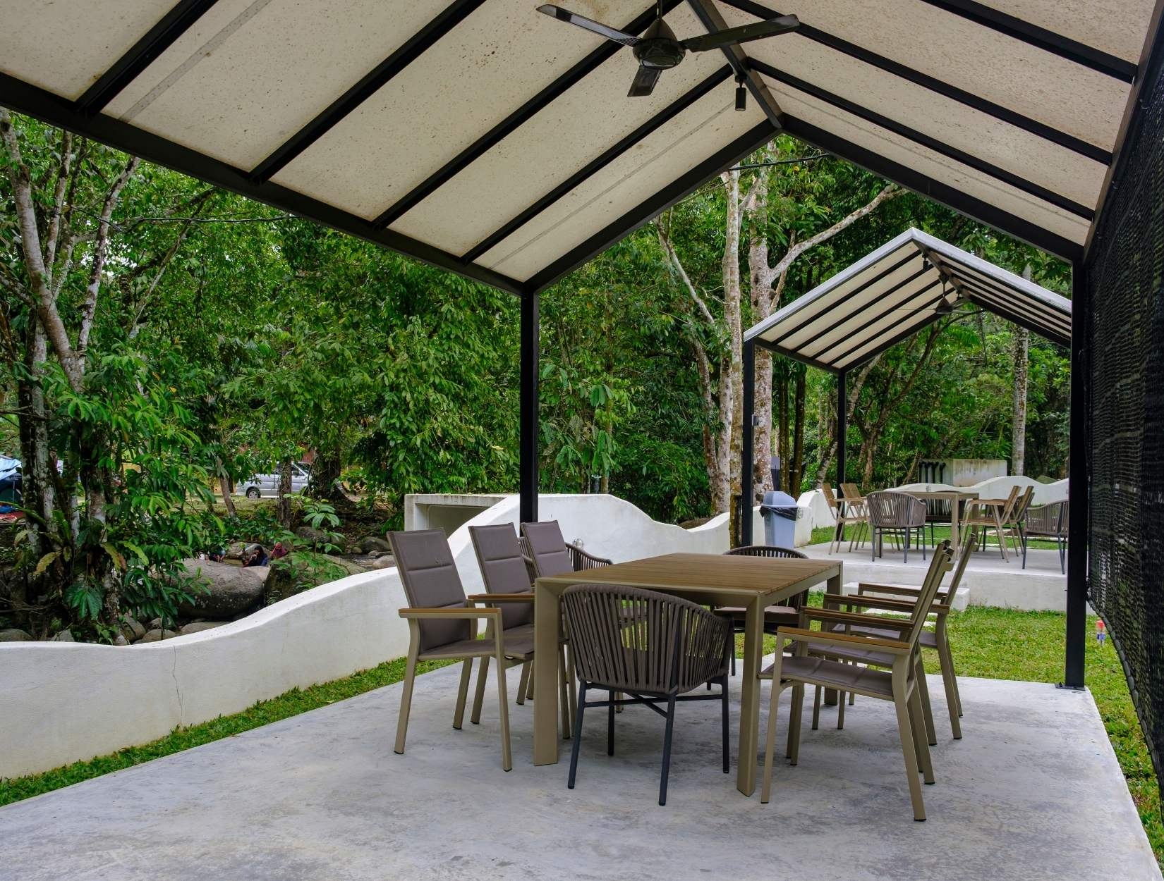 Where can I get high-quality apartment and house cleaning in Atlanta?
