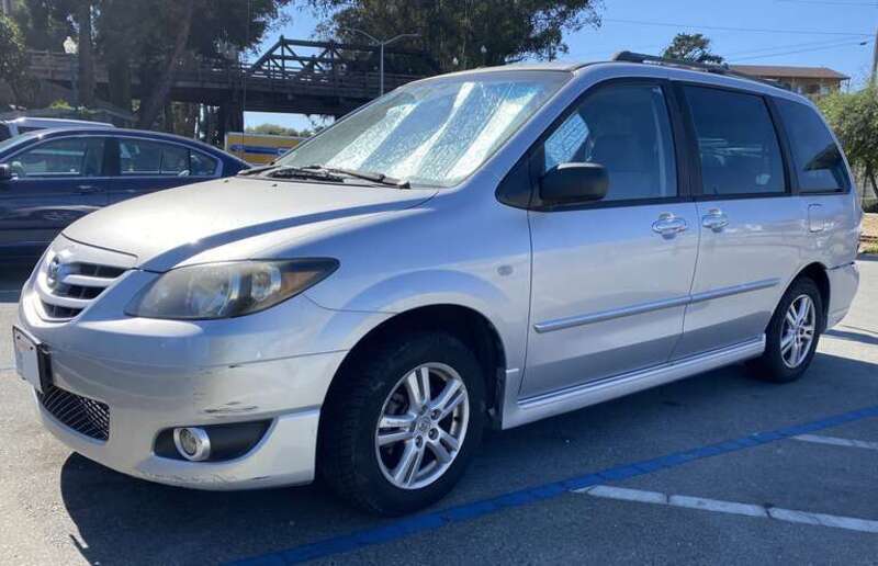 2005 Mazda MPV photographed in Santa Cruz, California.