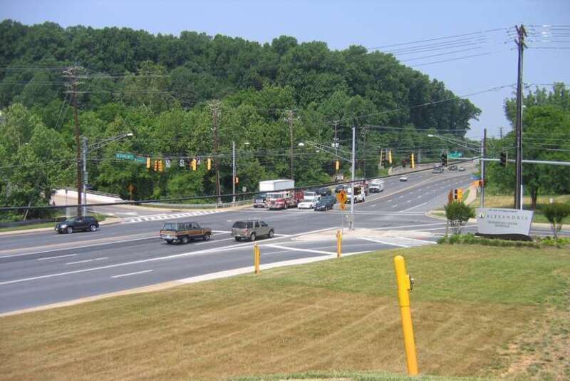 MD 28 at Research Boulevard / Crofton Hill Lane, Rockville, MD, USA