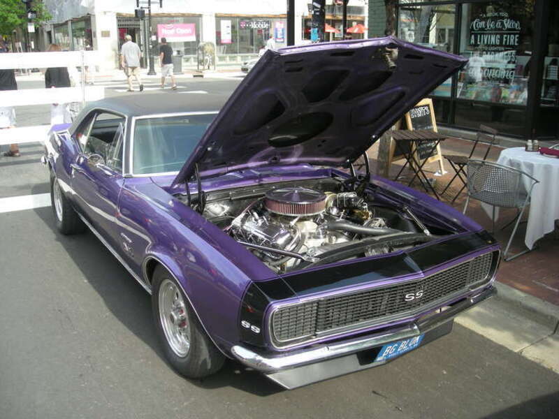 A 1967 Chevrolet Camaro at the 2014 Rolling Sculpture Car Show in Ann Arbor, Michigan (United States).