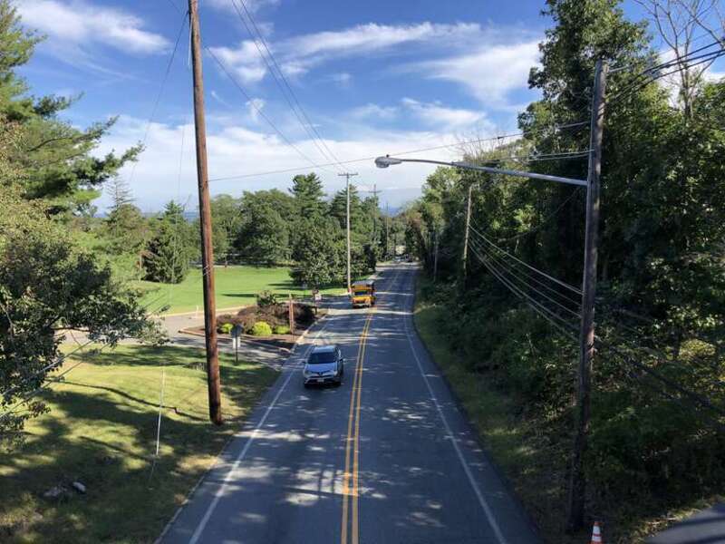 View east along Passaic County Route 504 (Pompton Road) from the pedestrian overpass at William Paterson University in Wayne Township, Passaic County, New Jersey