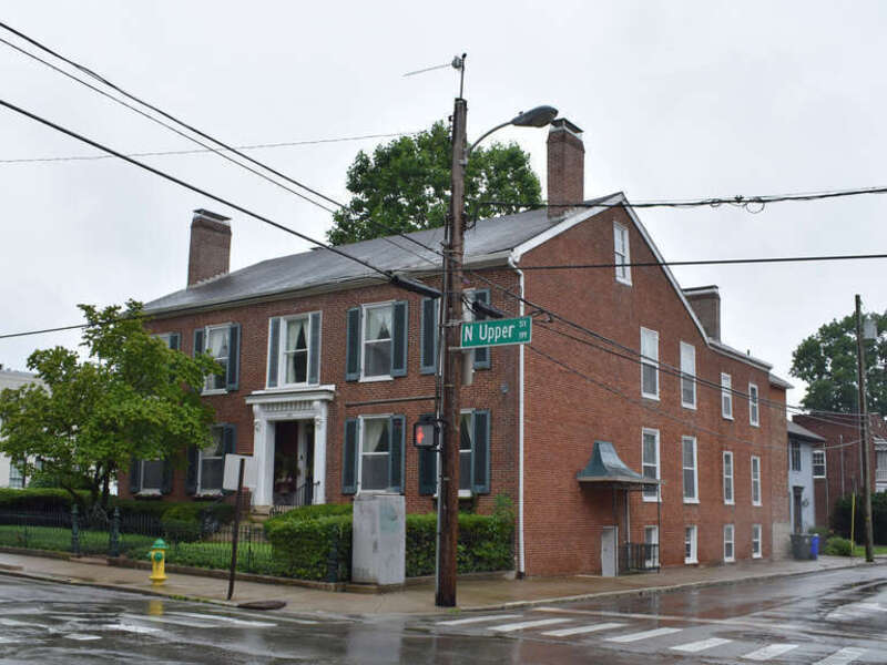 The Abraham Barton House (1795) in Lexington, Kentucky, is listed on the National Register of Historic Places.
