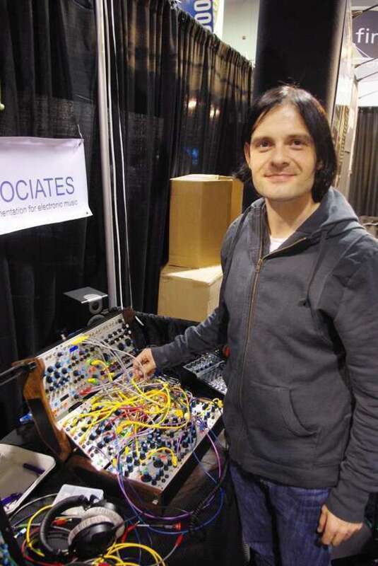 Jealous?
At the 2009 Winter NAMM Show, in Anaheim, California.

(CC) Attribution 3.0 Unported