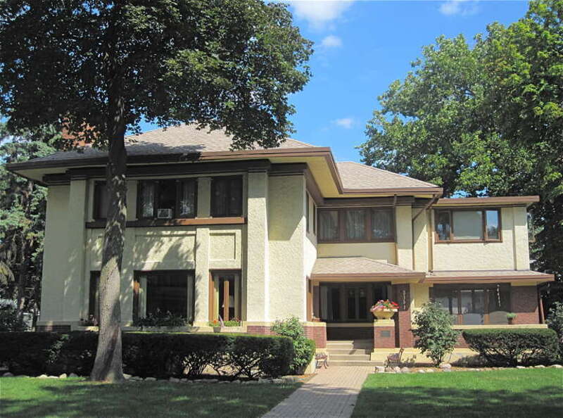 Arthur J. Dunham House (1907). Berwyn, IL.
Architects: Tallmadge &amp; Watson.