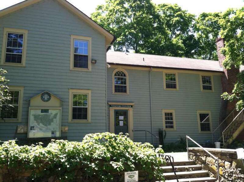 Bartlett Homestead at Bartlett Arboretum and Gardens