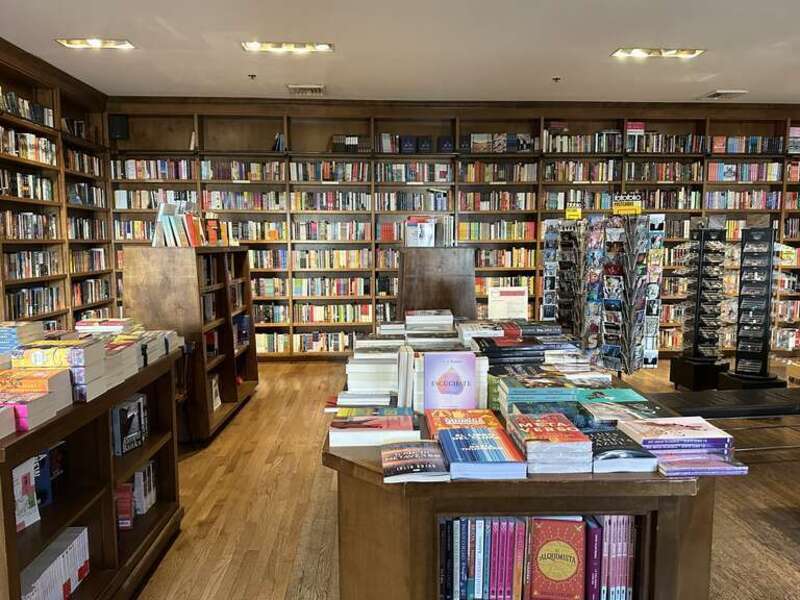 Books &amp; Books, Coral Gables Florida, April 2023
