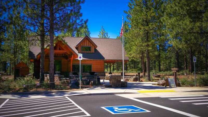 Cascade Lakes Welcome Station along the Cascade Lakes Scenic Highway in Central Oregon on the Deschutes National Forest