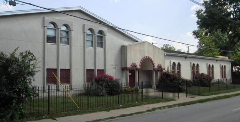 The Central Illinois Mosque and Islamic Center at 106 S. Lincoln Avenue in Urbana, Illinois was built c.1988 and expanded c.1992.  (Source: [1])
