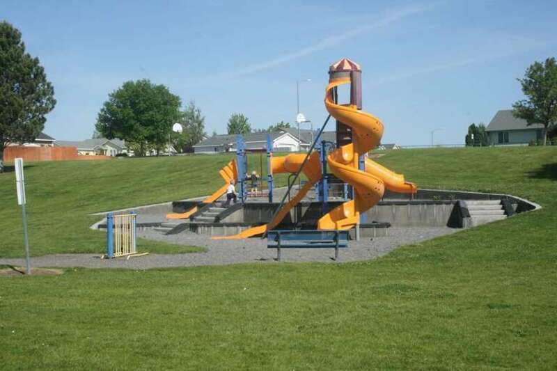 Columbia Center Estates Park, 2010 Kennewick Washington